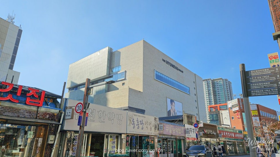 Spacious interior of the Zootopia pop-up store at The Hyundai Daegu