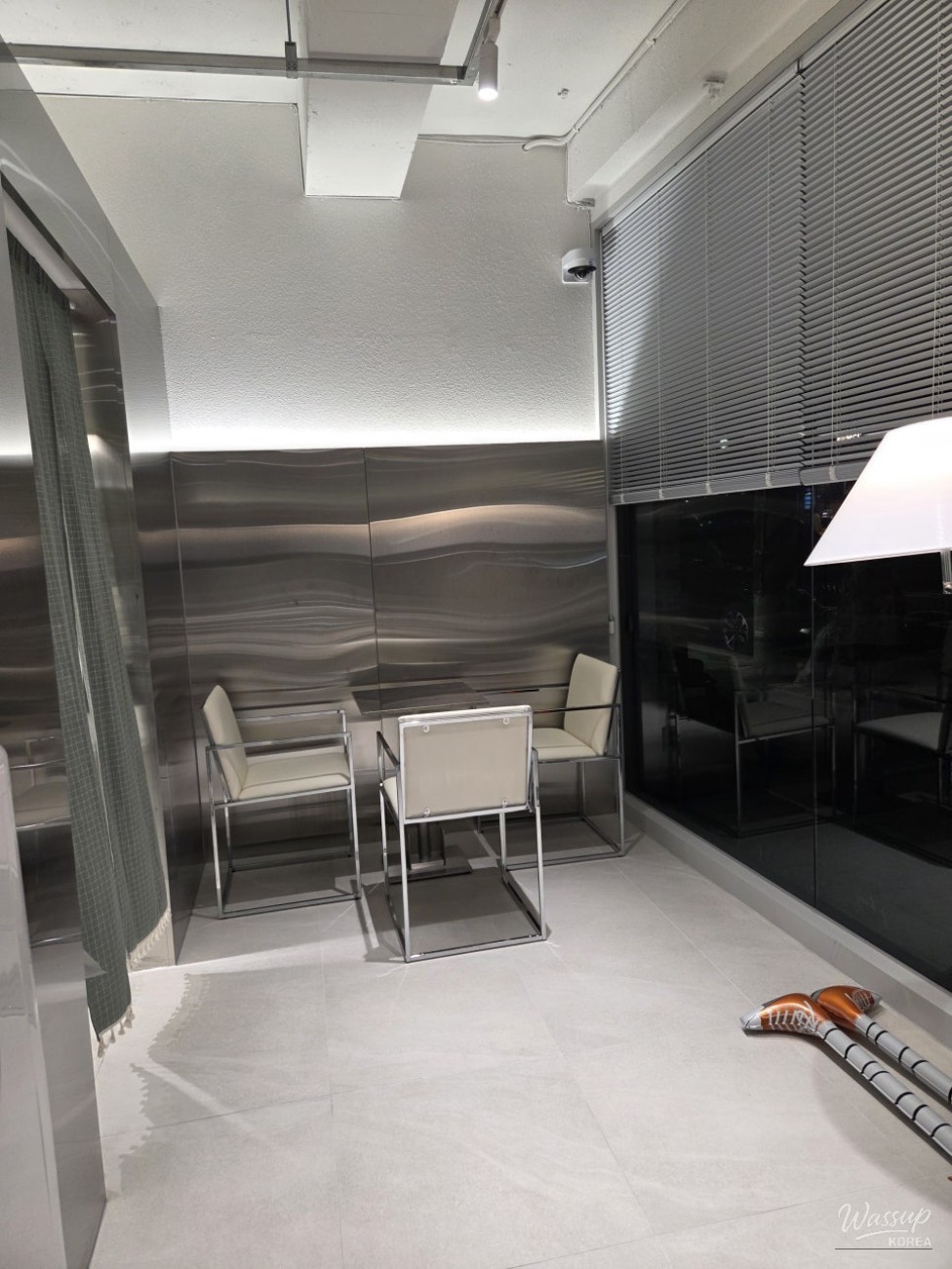 Packaged macarons prepared for takeaway at a Yeonnam-dong dessert shop