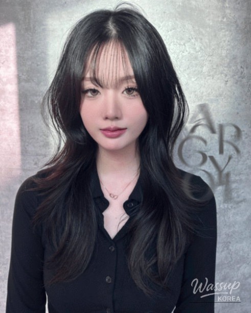 Exterior and interior atmosphere of Argyle Hair Salon near Hongdae Station