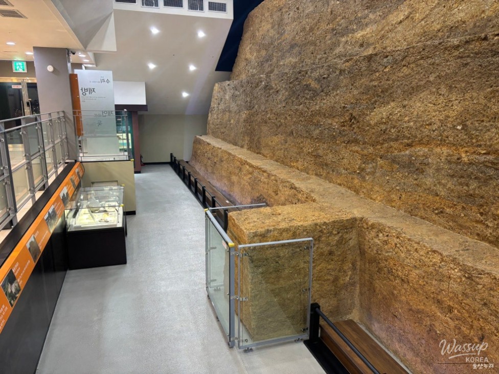 Final section of the Yaksa-dong Earthen Embankment Exhibition Hall tour