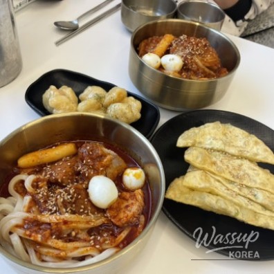 Winter outfit and cozy seasonal atmosphere captured in photos