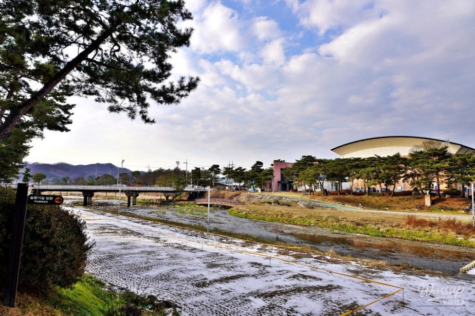 Winter scenery of the athletic track and open field in Goesan