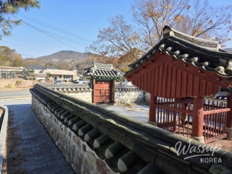 Calm rural backdrop enhancing the historical atmosphere of the site