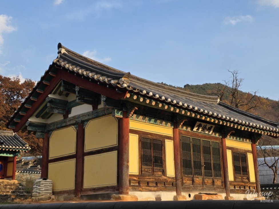 Trees and nature surrounding the traditional architecture