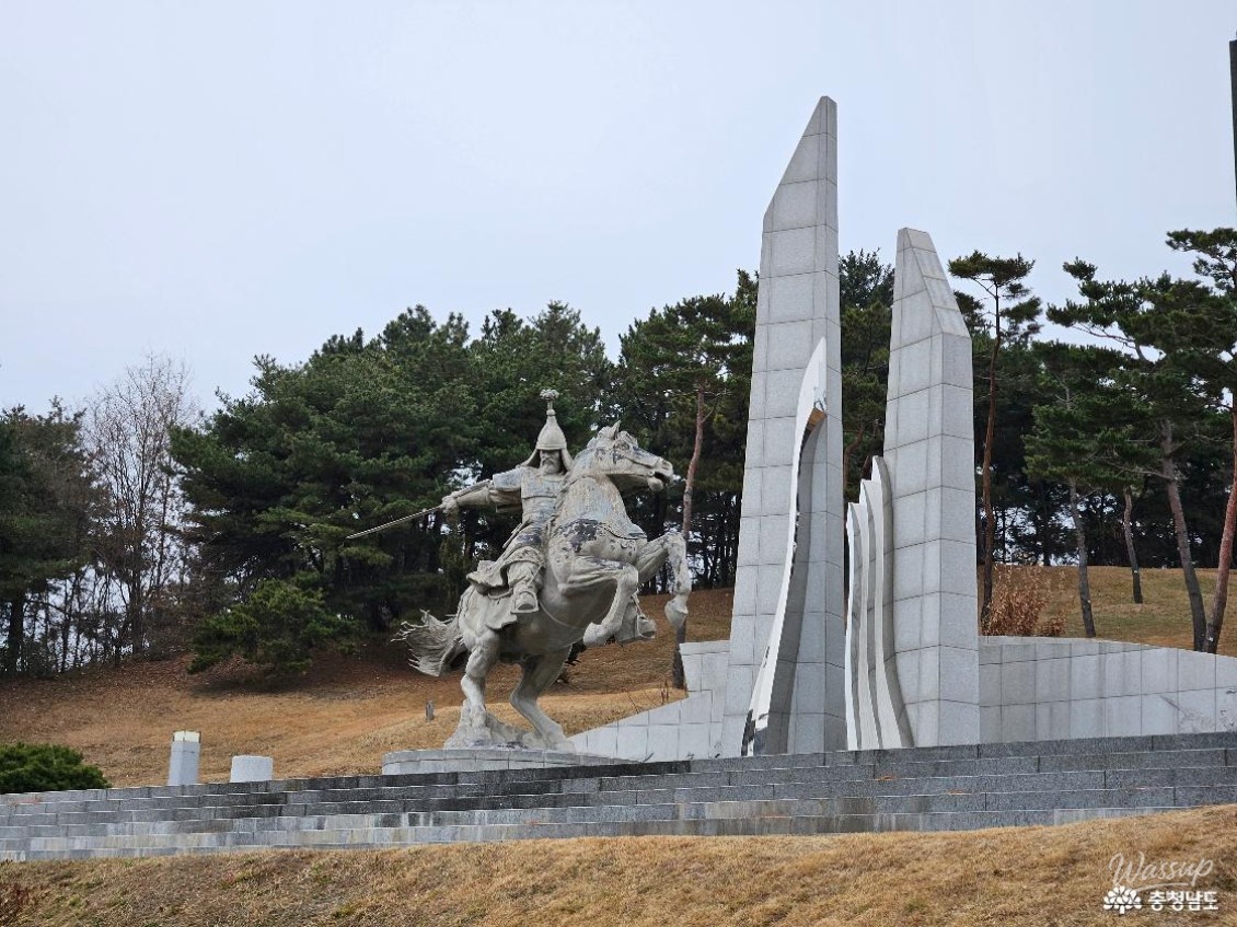 A detailed diorama of the Battle of Hwangsanbeol