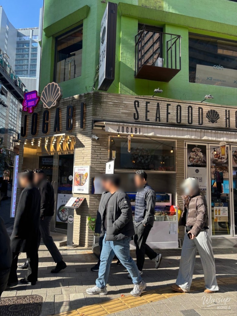 The exterior of Jogabi Myeongdong branch specializing in fresh seafood and kalguksu