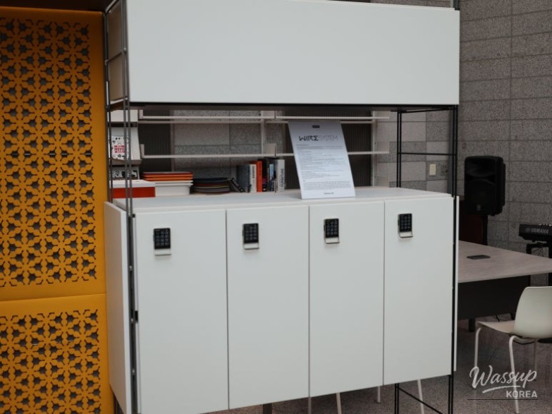 Modular furniture combinations suitable for newlywed homes