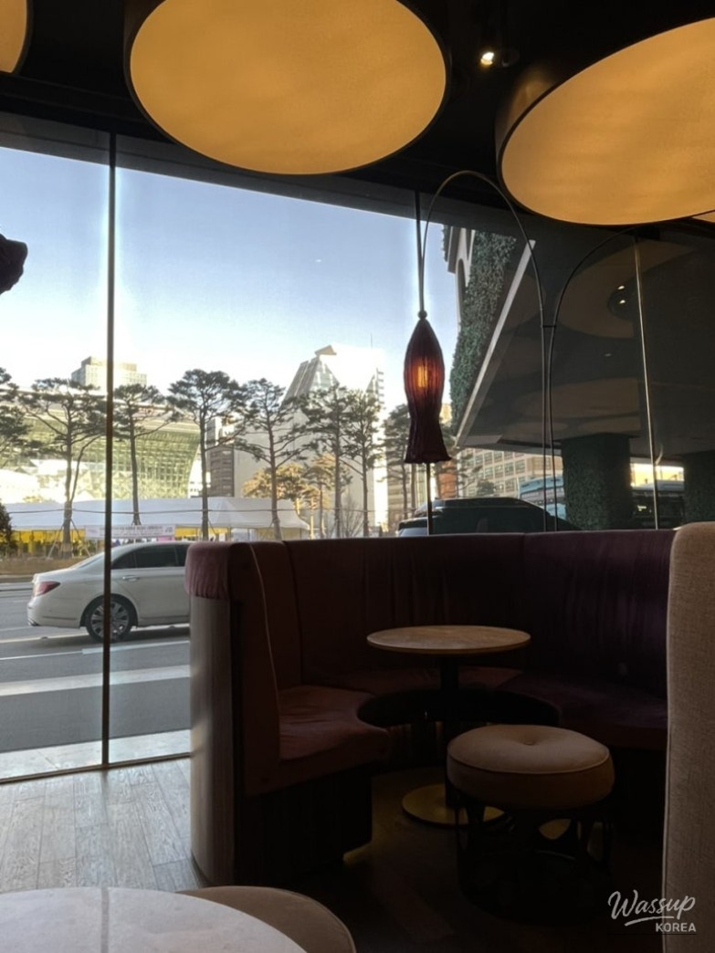 Grape and milk cream filled mochi dessert