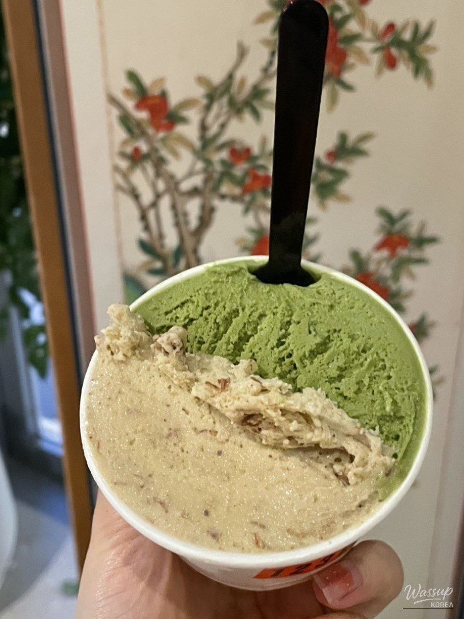 Exterior surroundings near 123 Gelato Jongno