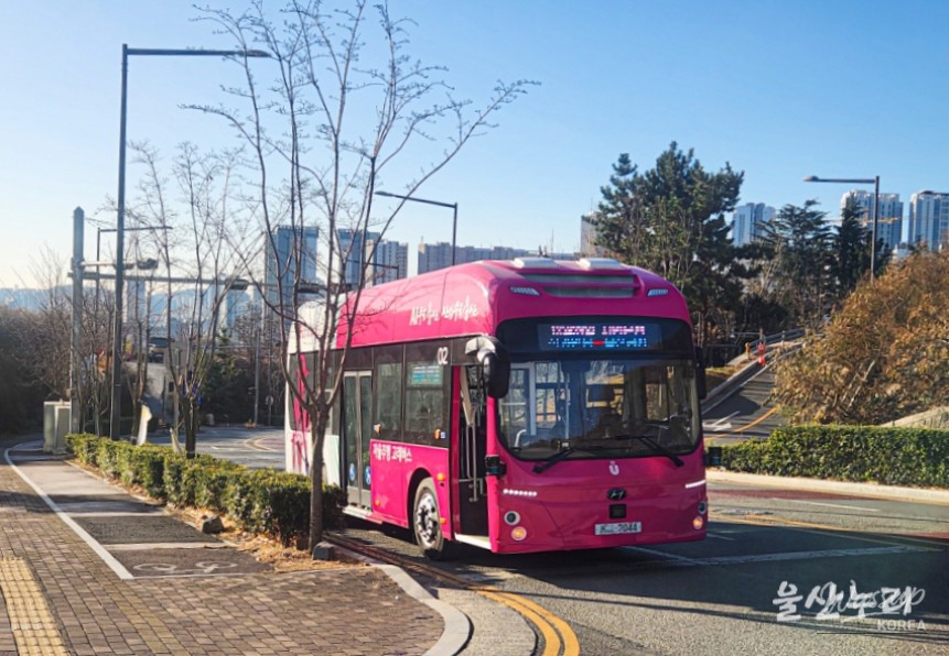 Autonomous driving technology sensors on Ulsan whale bus