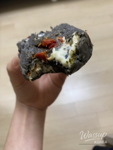 Assorted cube bread varieties prepared by Munsik Bread