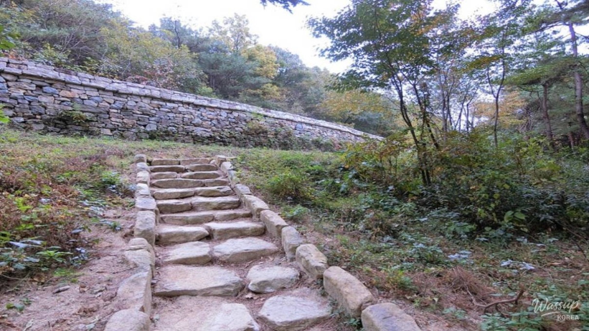 Polished rock floor formed by years of footsteps along the Tokkibi Trail