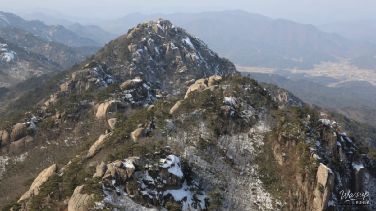 Snow-covered rocky ridges of Sobaeksan National Park in January