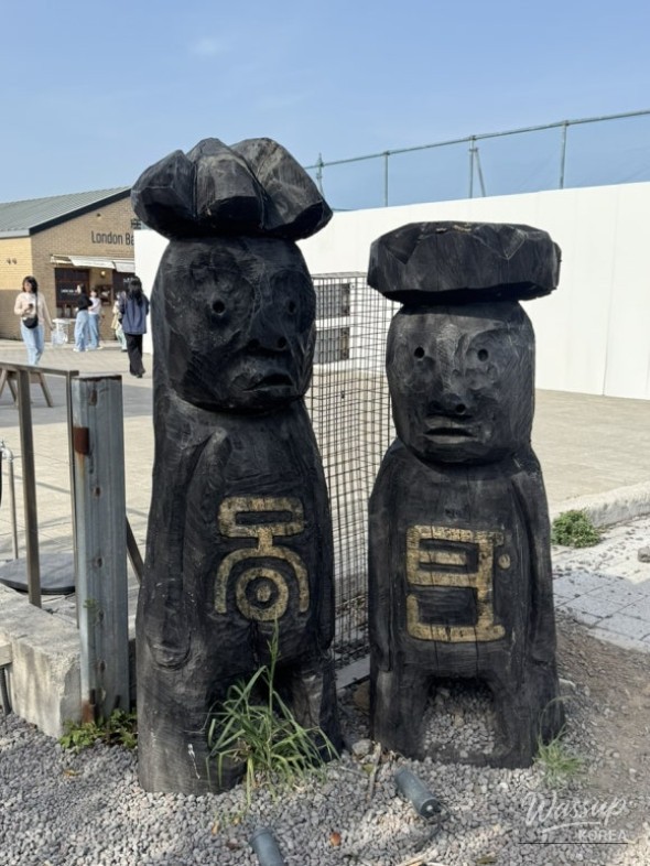 Exterior and first impression of Mongtan Jeju, a famous meat restaurant in Jeju