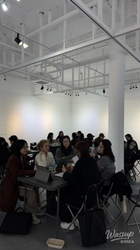 Curator training session led by professional mentors during the program