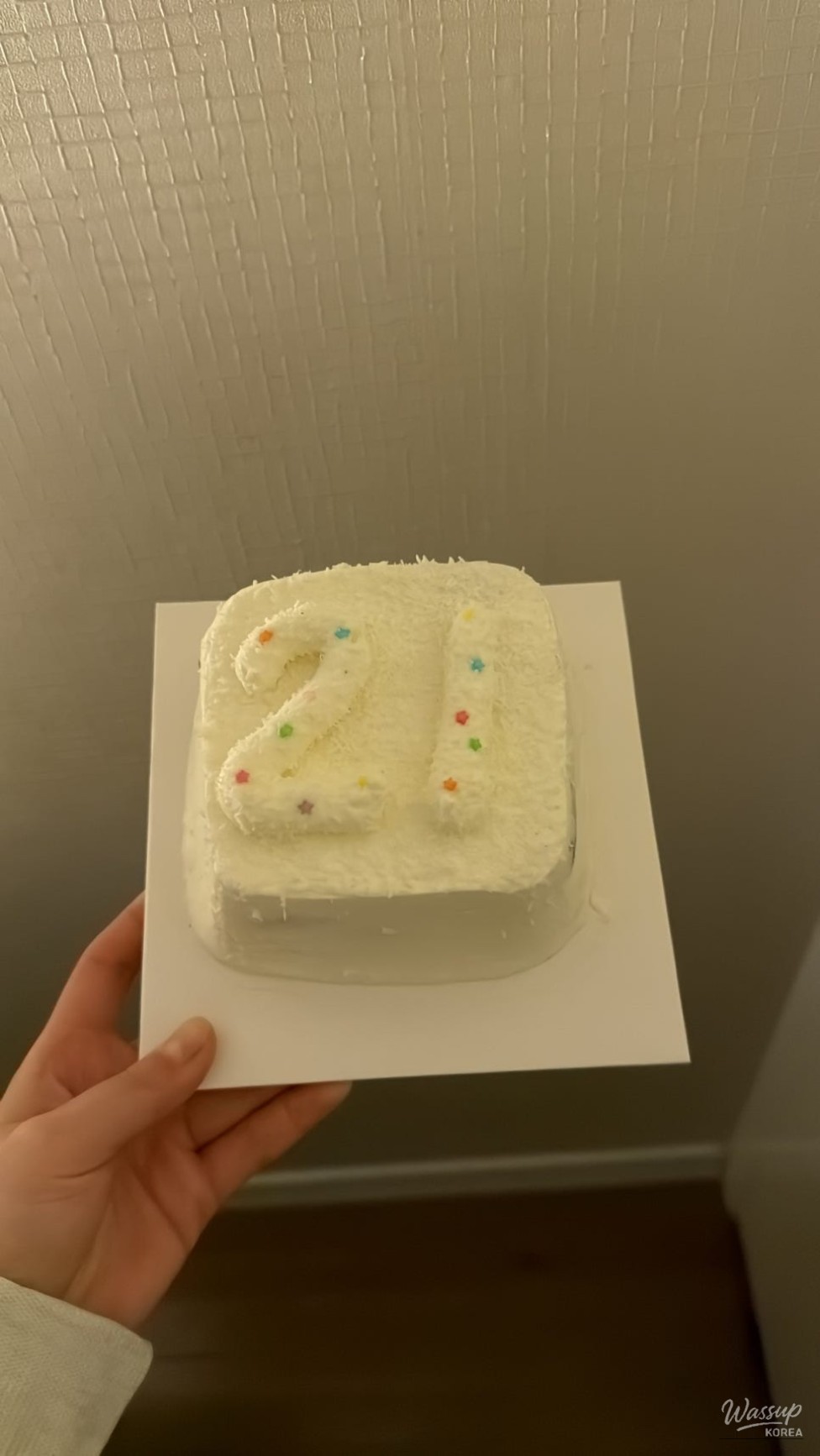 Chocolate sponge cake texture with whipped cream from Dear Keki