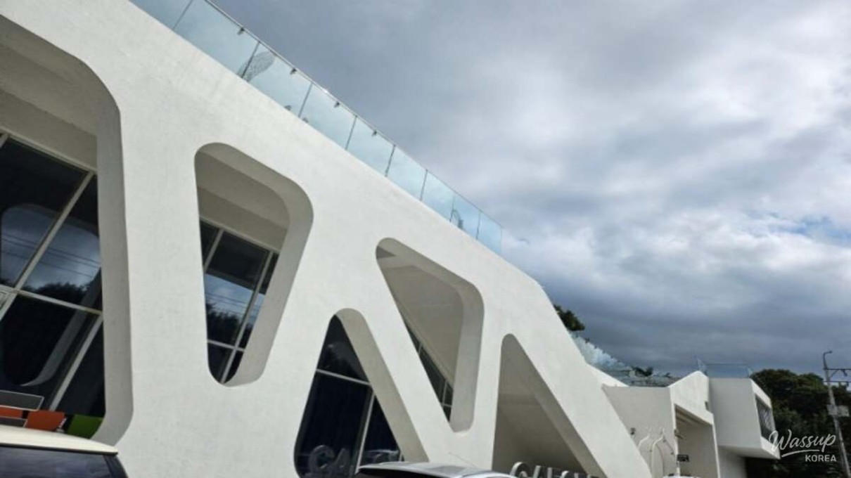 Geometric architectural details of Capore designed by architect Kwak Hee-soo