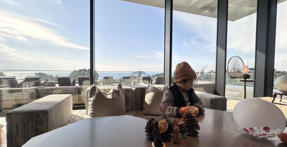 Family travel moments during a winter Jeju Island trip around New Year