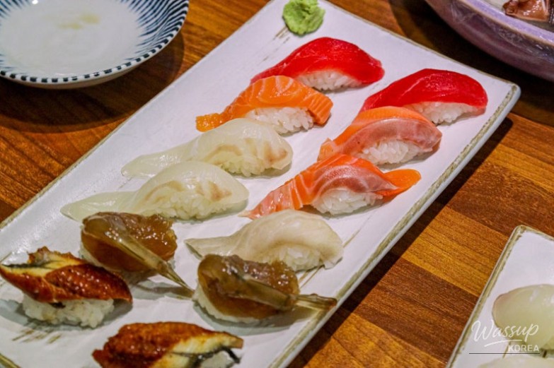 Fresh sushi platter served at Chowabap near Sadang Station