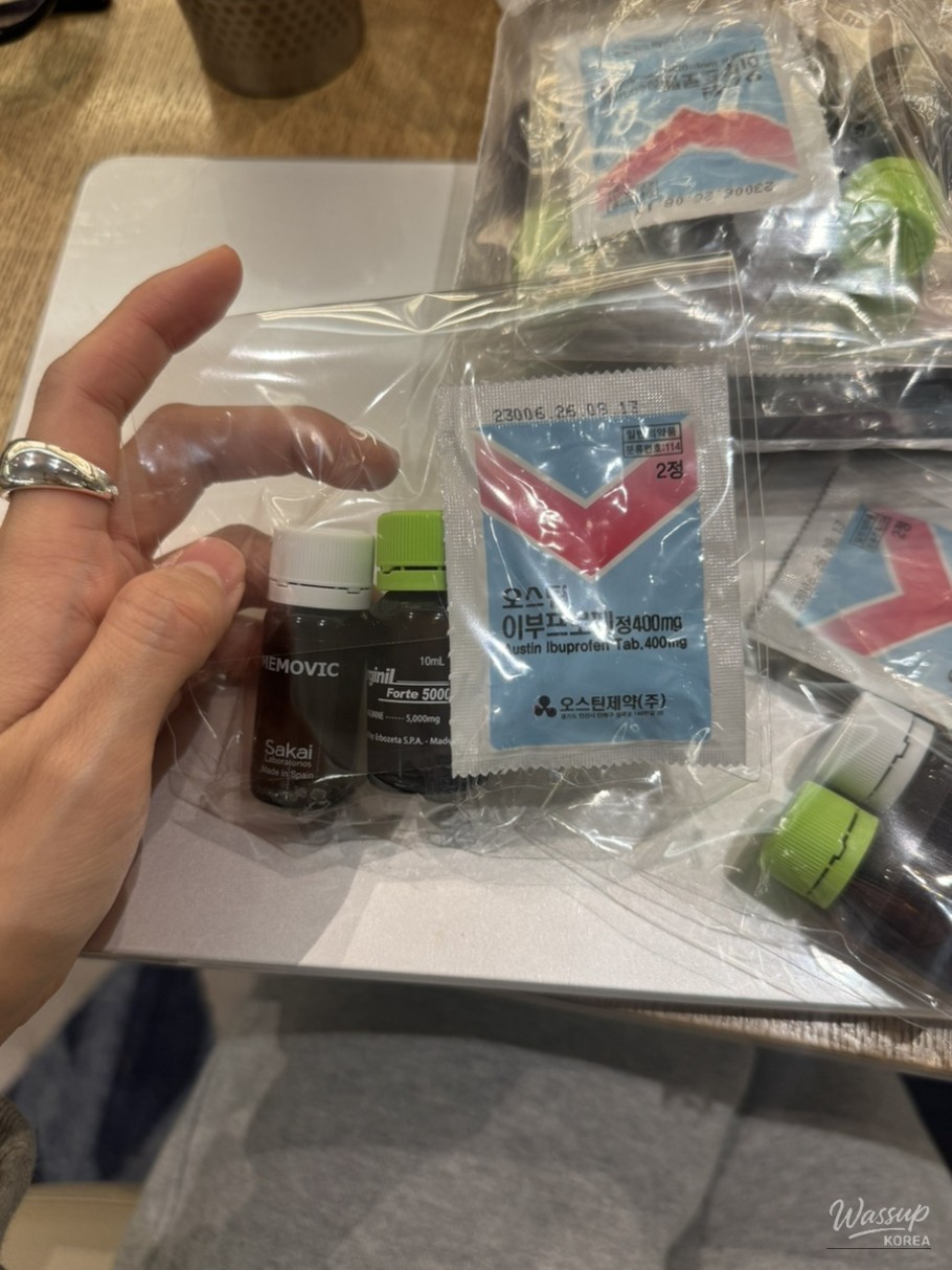 Medication packaging and dosage instructions for ear pressure relief during flights