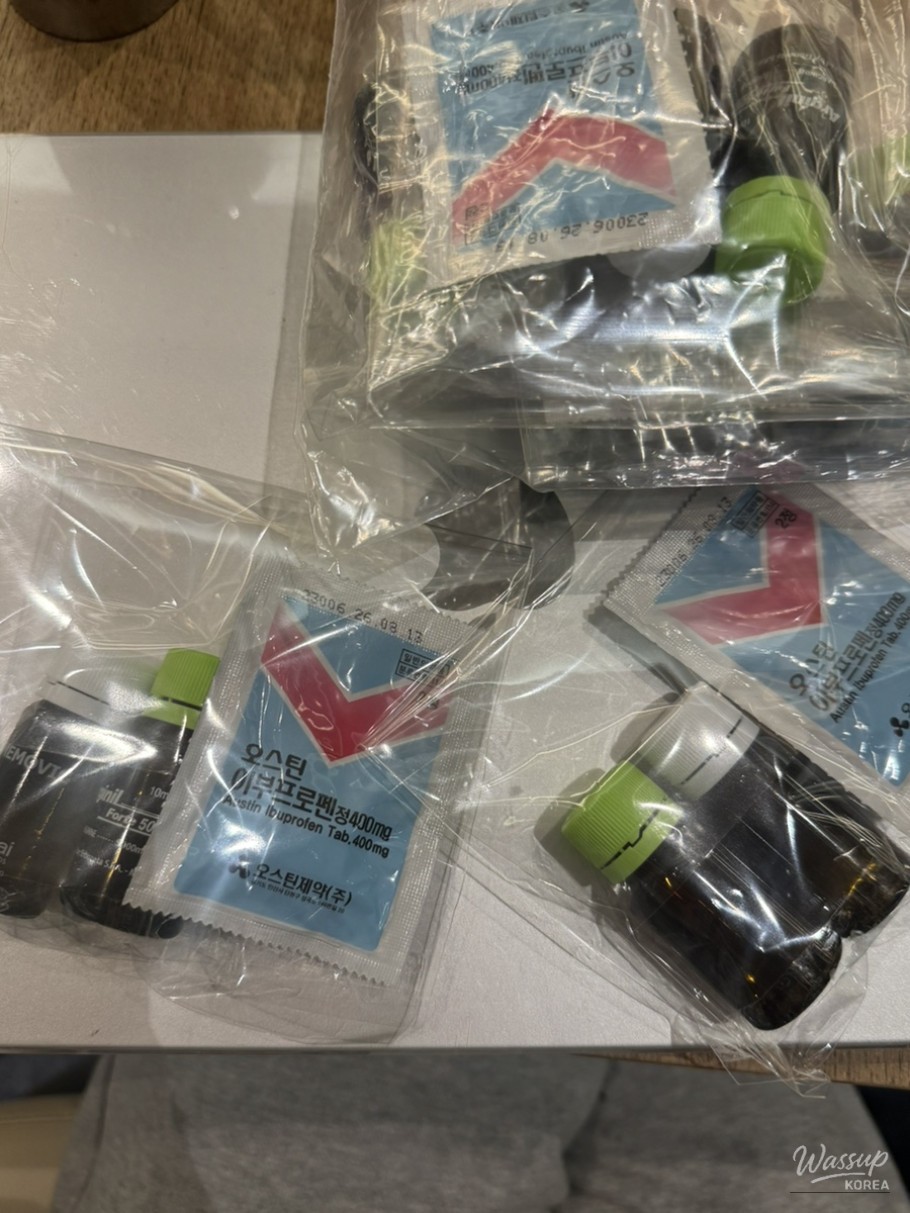 Ear infection and altitude sickness medication set sold at Incheon Airport pharmacy