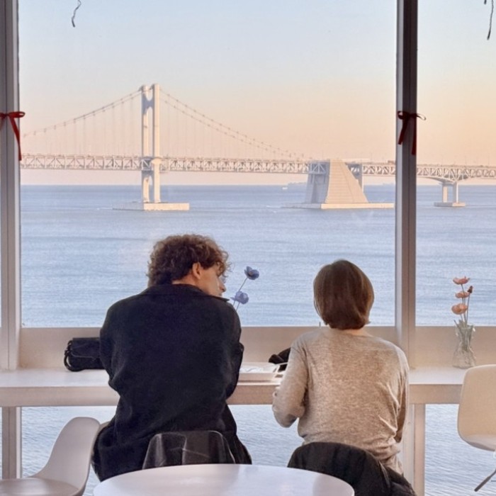 Inside Busan’s Gwangalli Spot Everyone’s Talking About: Tubucks Gwangalli518