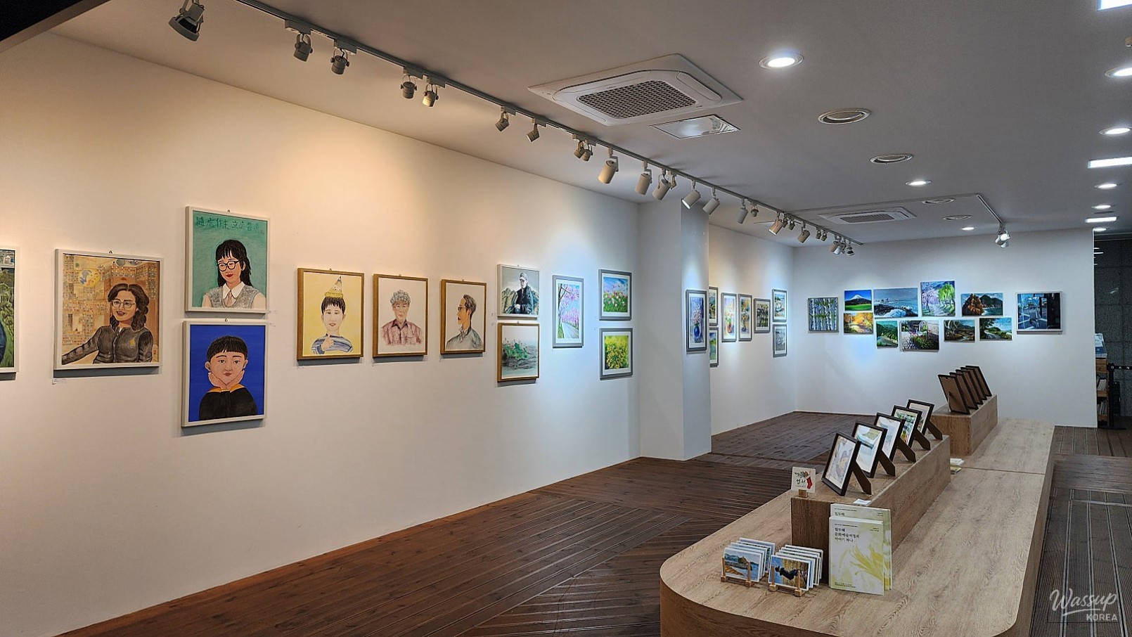 Students presenting lifelong learning成果 on stage at Dangjin Citizens Academy