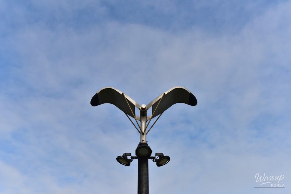 Decommissioned naval ships and exhibition spaces at Sapgyoho Battleship Park
