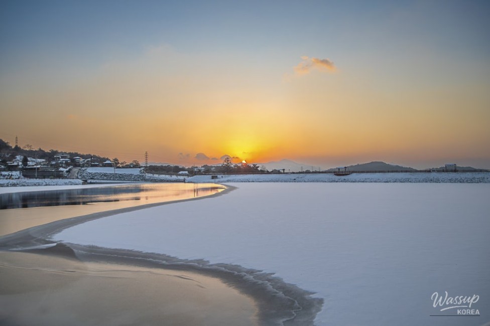 The Enchantment of Birongdam Reservoir in Winter_13