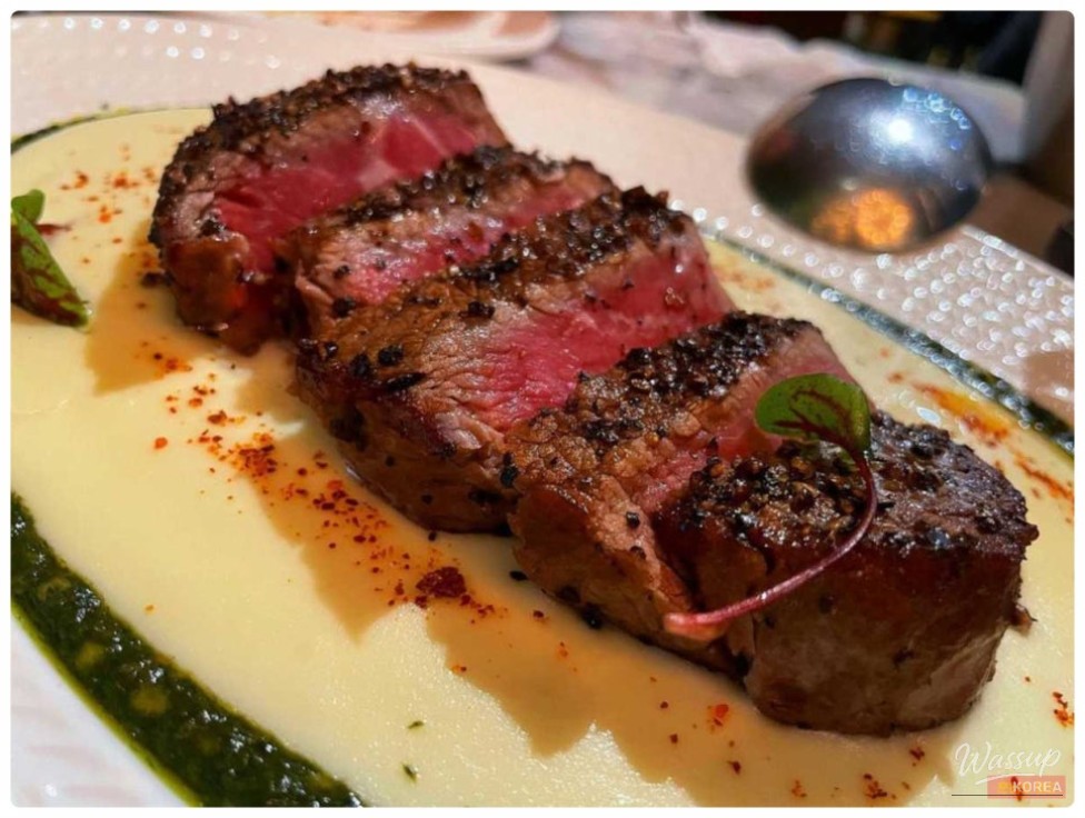 A Culinary Journey in Jamsil: Must-Visit Restaurants_03