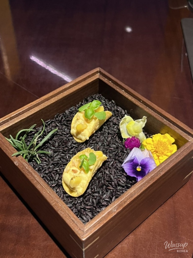 A Memorable First Anniversary Date at BLT Steak_03