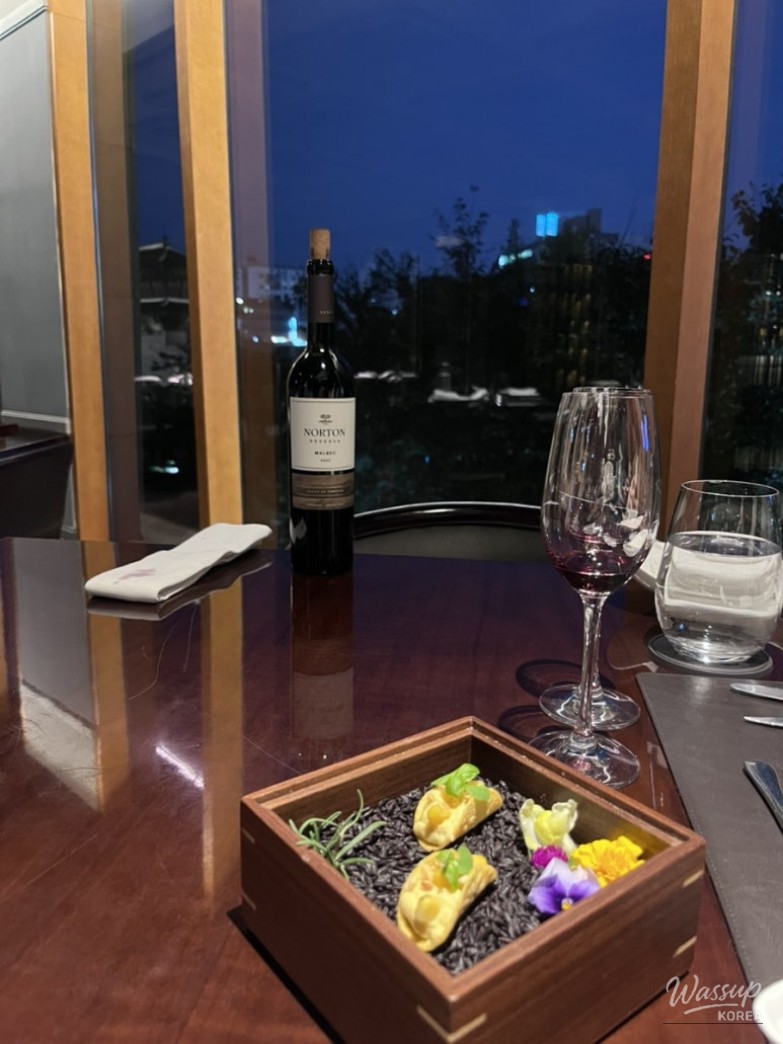 A Memorable First Anniversary Date at BLT Steak_04