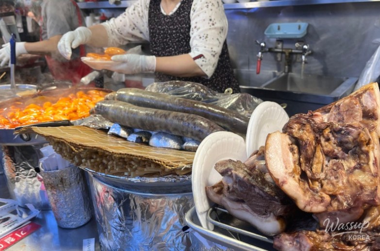 A Weekend Visit to Gwangjang Market in Seoul_01