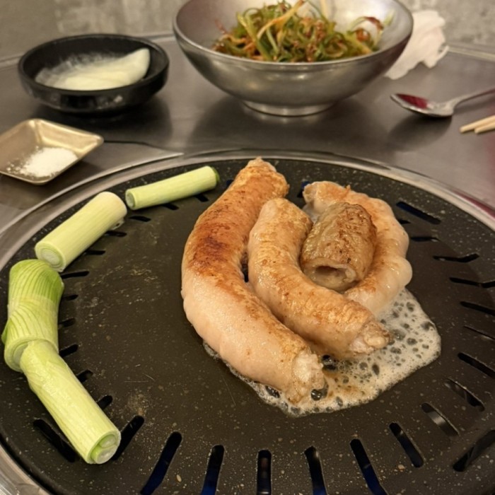 Review of the New Bar in Euljiro: Baekyeom Makchang_02