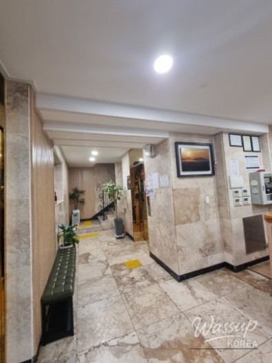 J2 Family Hotel Review_03