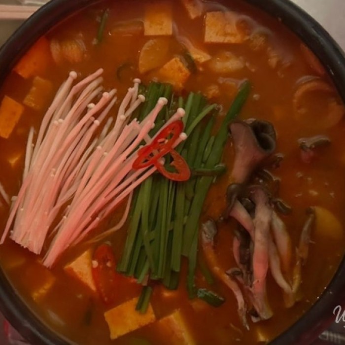 Review of Geppan Apgujeong: A Must-Visit for Soju Lovers_02