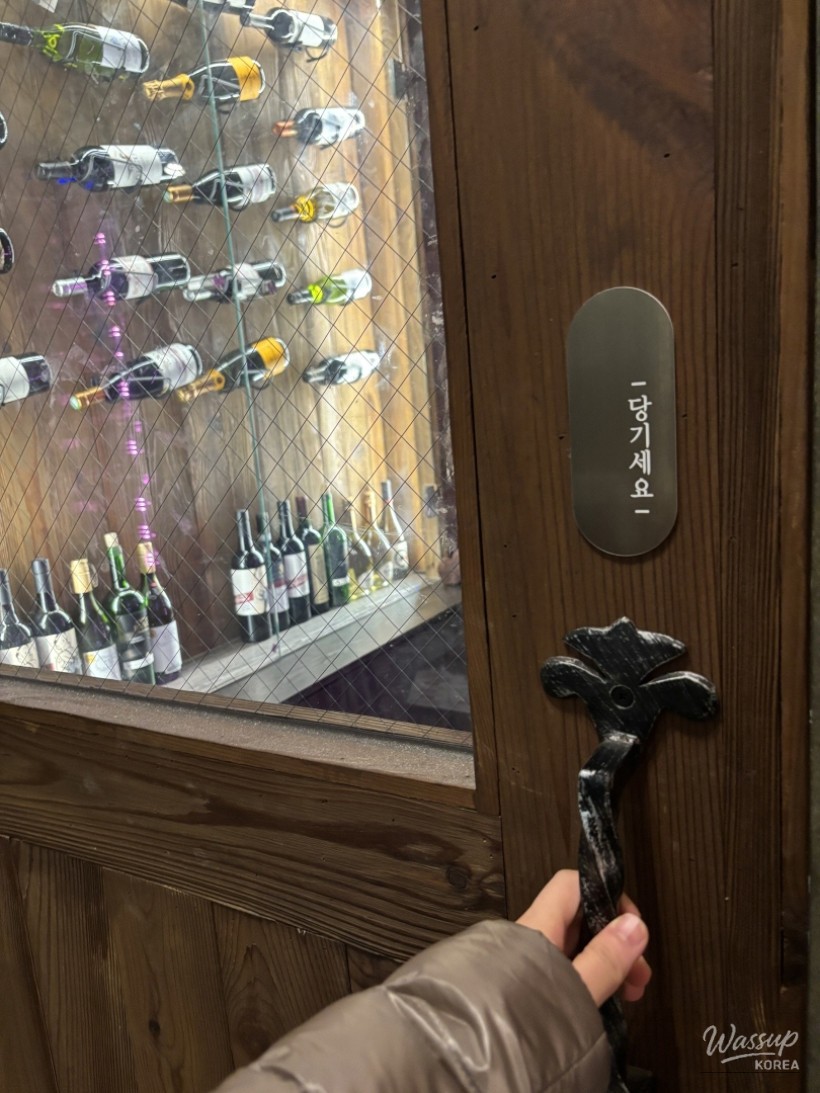 Gungjeon Galbi: A Hidden Gem for Aged Hanwoo Ribs Near Mapo Station_03