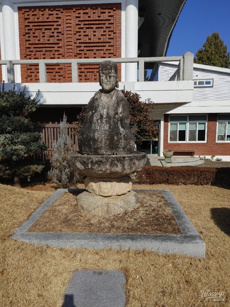 Exploring the Geochang Museum: A Journey Through History_03