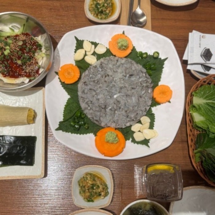 A New Perspective on Fresh Fish in Haeundae1816