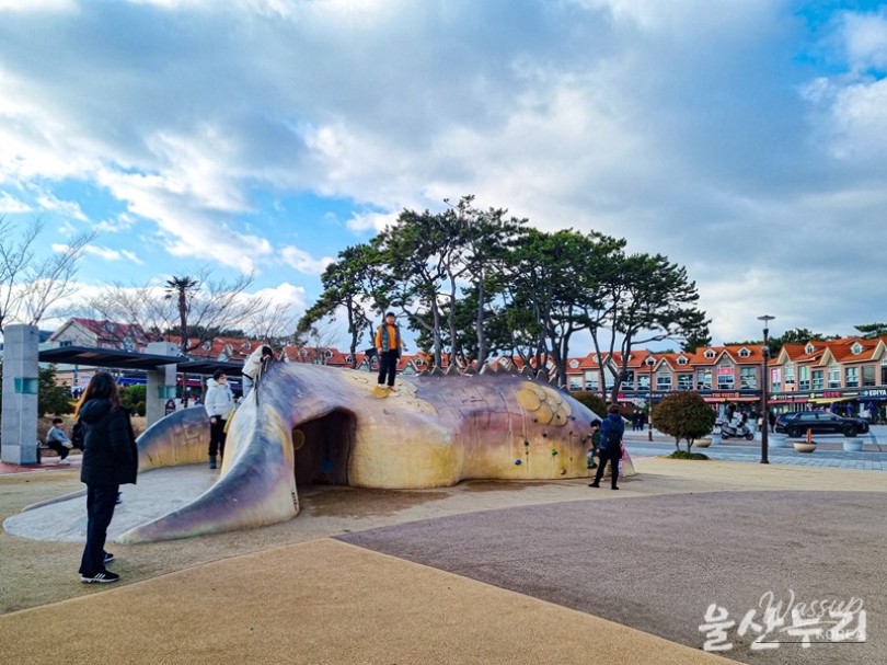 Exploring Daewangam Park: A Natural Retreat in Ulsan_06