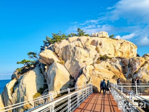 Exploring Daewangam Park: A Natural Retreat in Ulsan_17