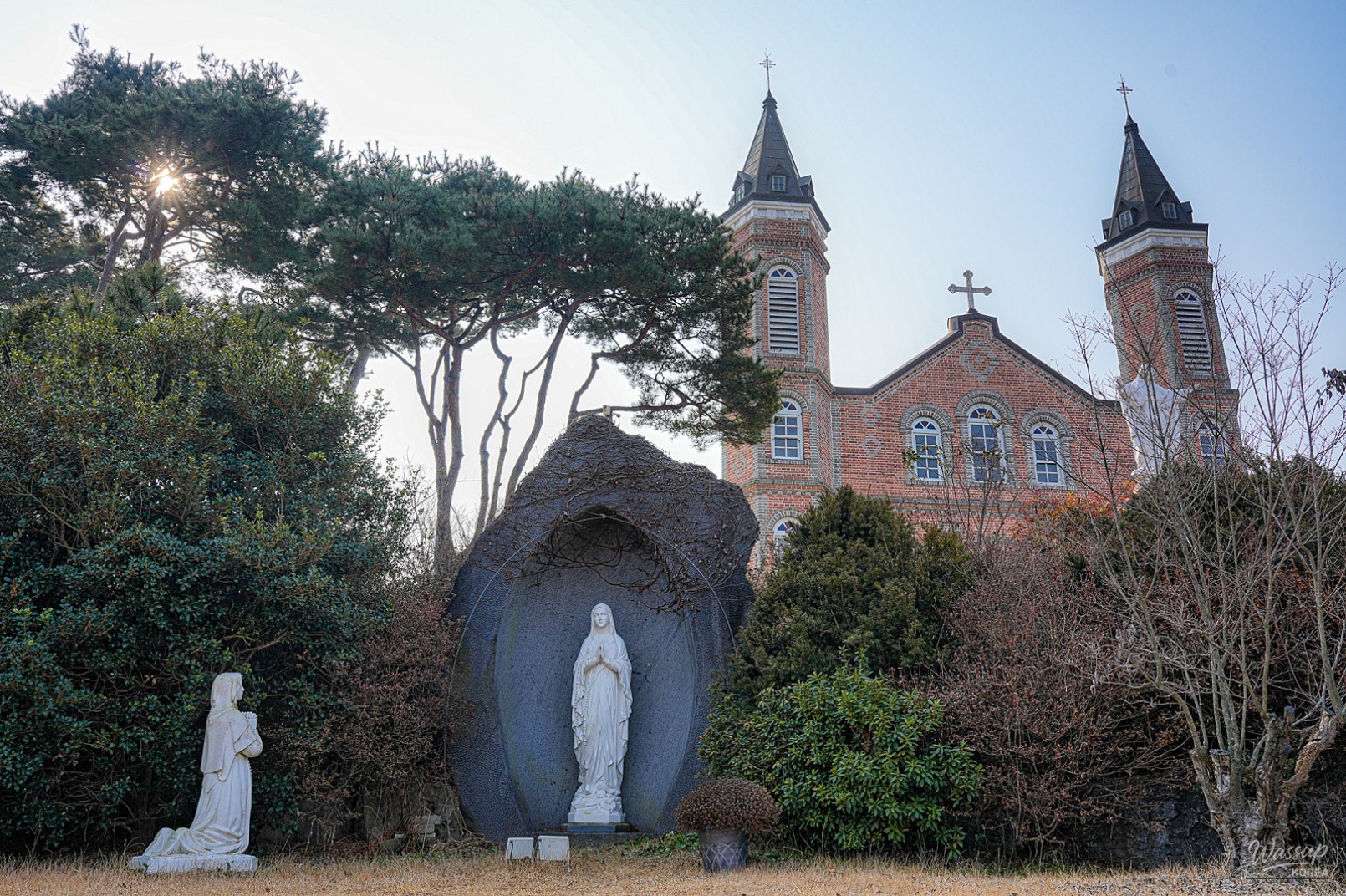 A Visit to the Historic Hapdeok Catholic Church_04