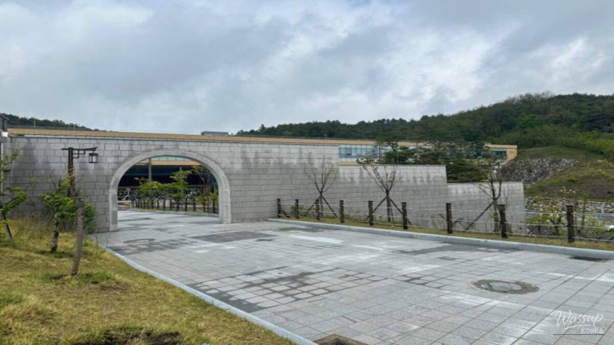 Exploring the Korean Cultural Theme Park_02