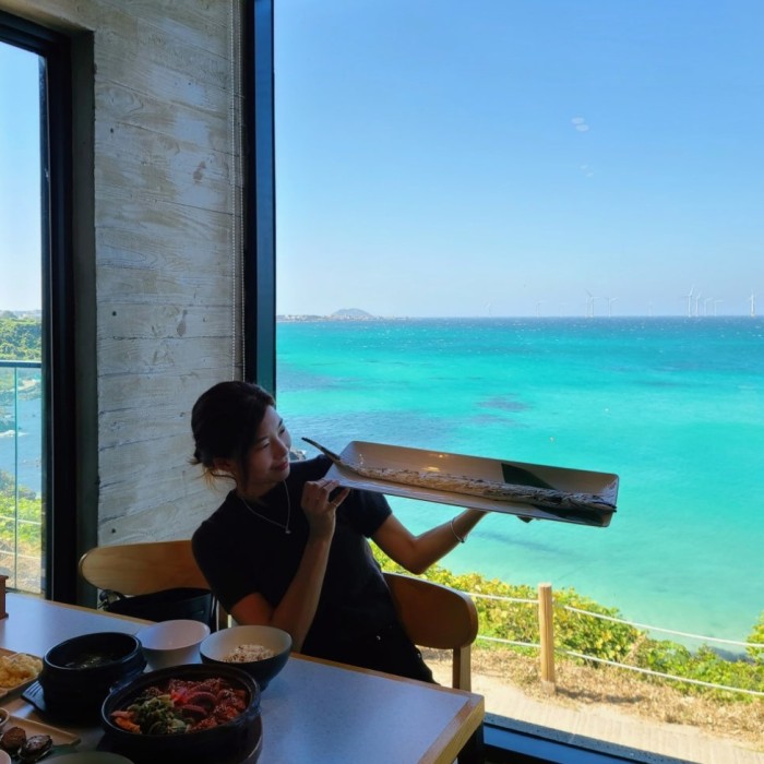 The Best Grilled Hairtail in Jeju: A Local's Favorite1841