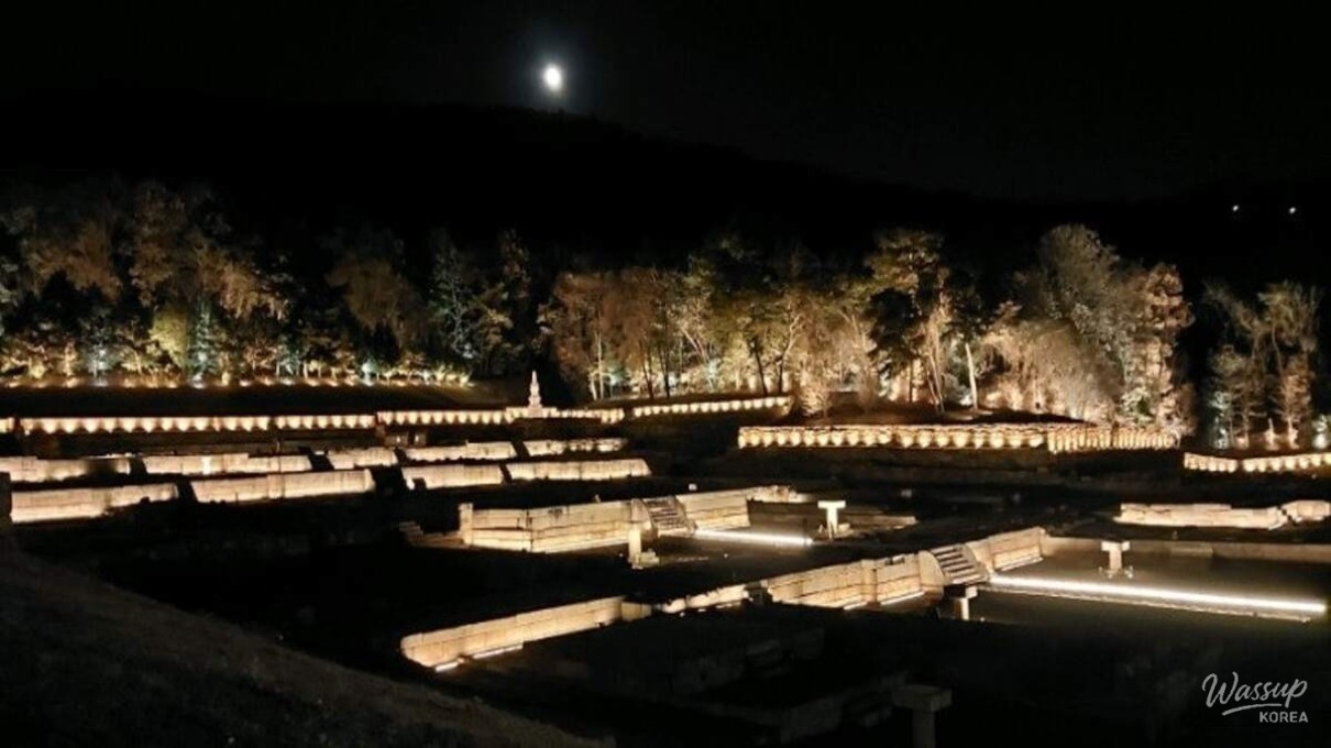 Quiet winter walking path connecting Yangju Hwaeamsaji Museum and the surrounding ruins