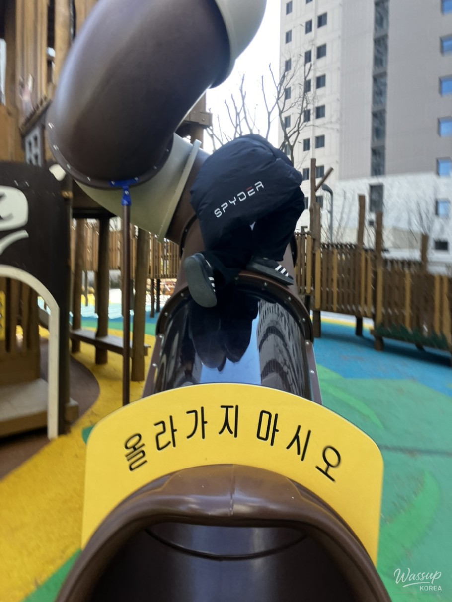 My Favorite Jumping Song_05