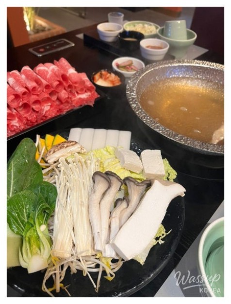 Top 5 Must-Visit Shabu-Shabu Restaurants in Gangnam: Don't Miss Oksoban Gangnam Station!_04
