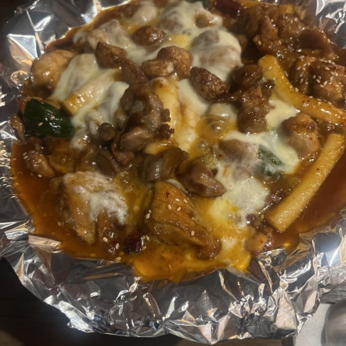 Delicious BBQ Chicken Experience in Hyehwa229