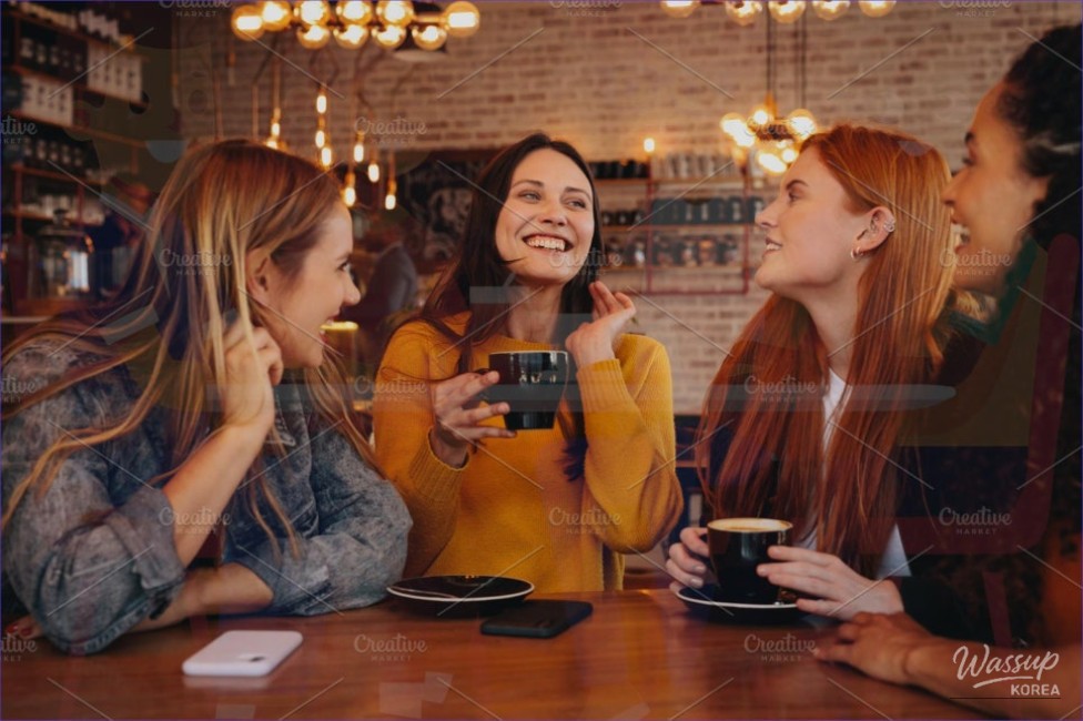 Digital Tamagotchi devices and online interaction concepts among fans