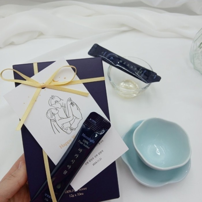 A Warm Honey Tea Experience in Itaewon669